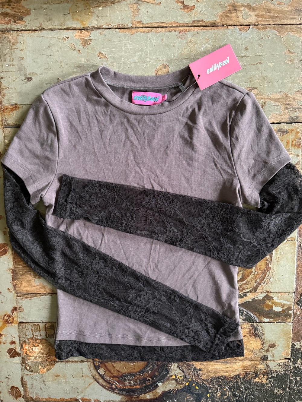 NWT Edikted Cute Goth Grey Tee with Black Lace Sleeves